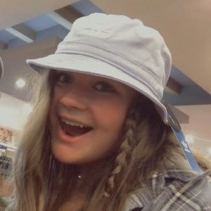 Meet your Posher, Kaity